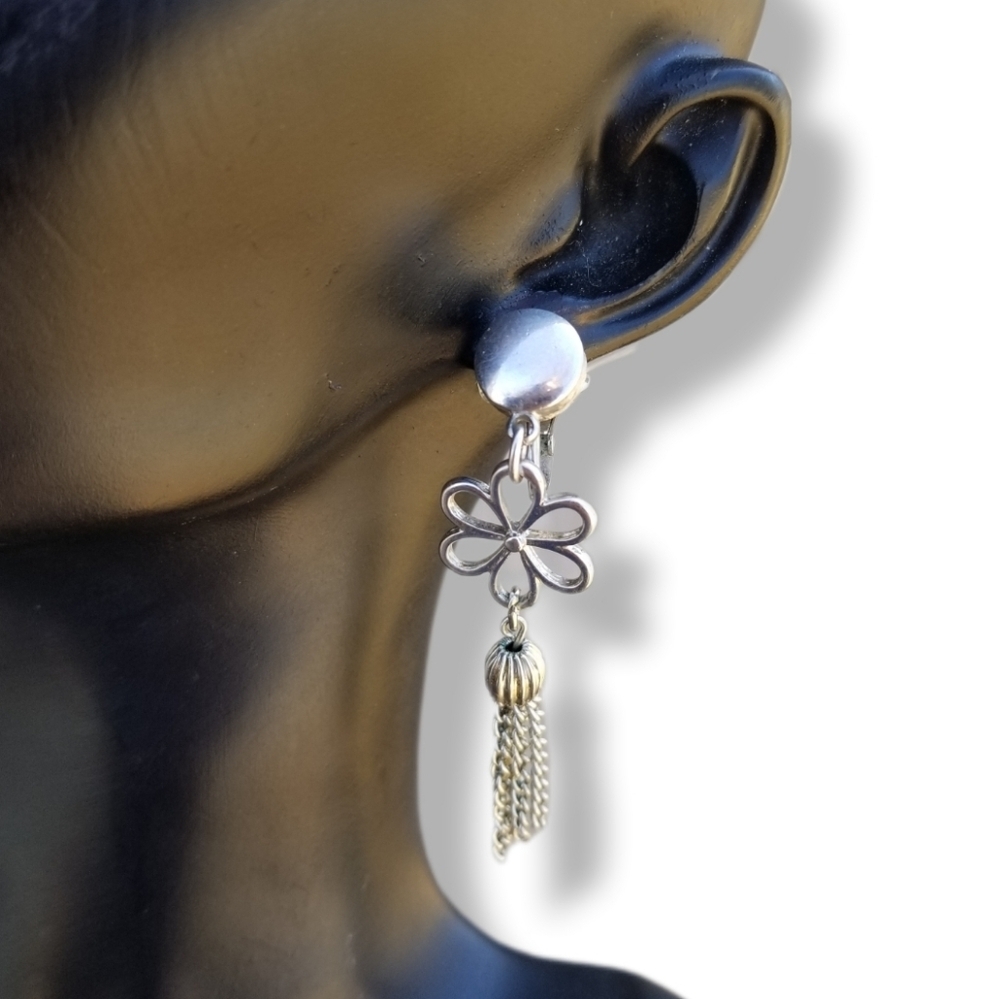 Crown Trifari Rare 1950s Silvertone Flower Tassel Drop Clip On Earrings 65$